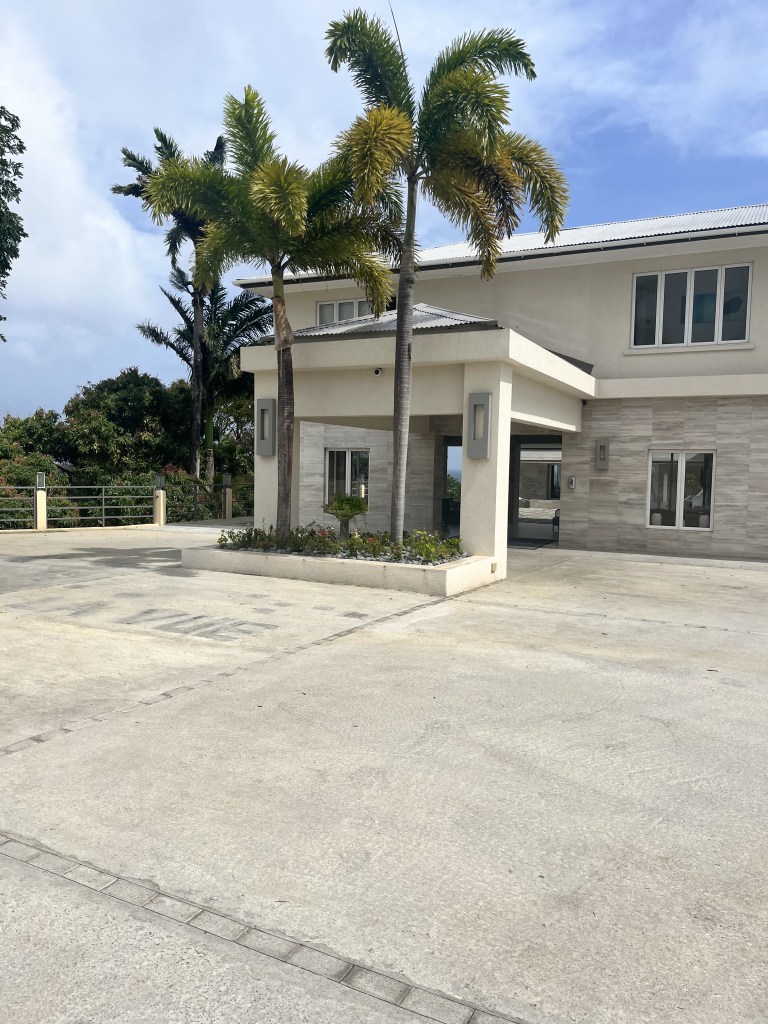 0793E567-7C91-4EFF-8F66-6D6331152149